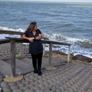 Meet your Posher, Linda